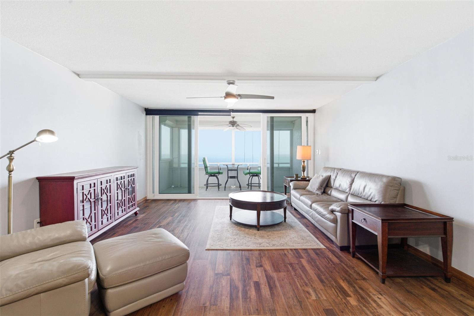 REDINGTON TOWERS BLDG 2 CONDO - Residential