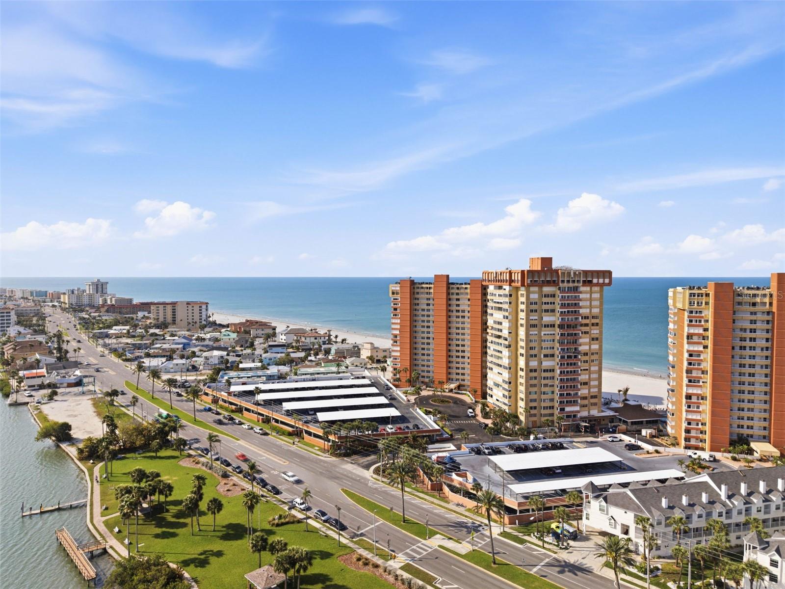 REDINGTON TOWERS BLDG 2 CONDO - Residential