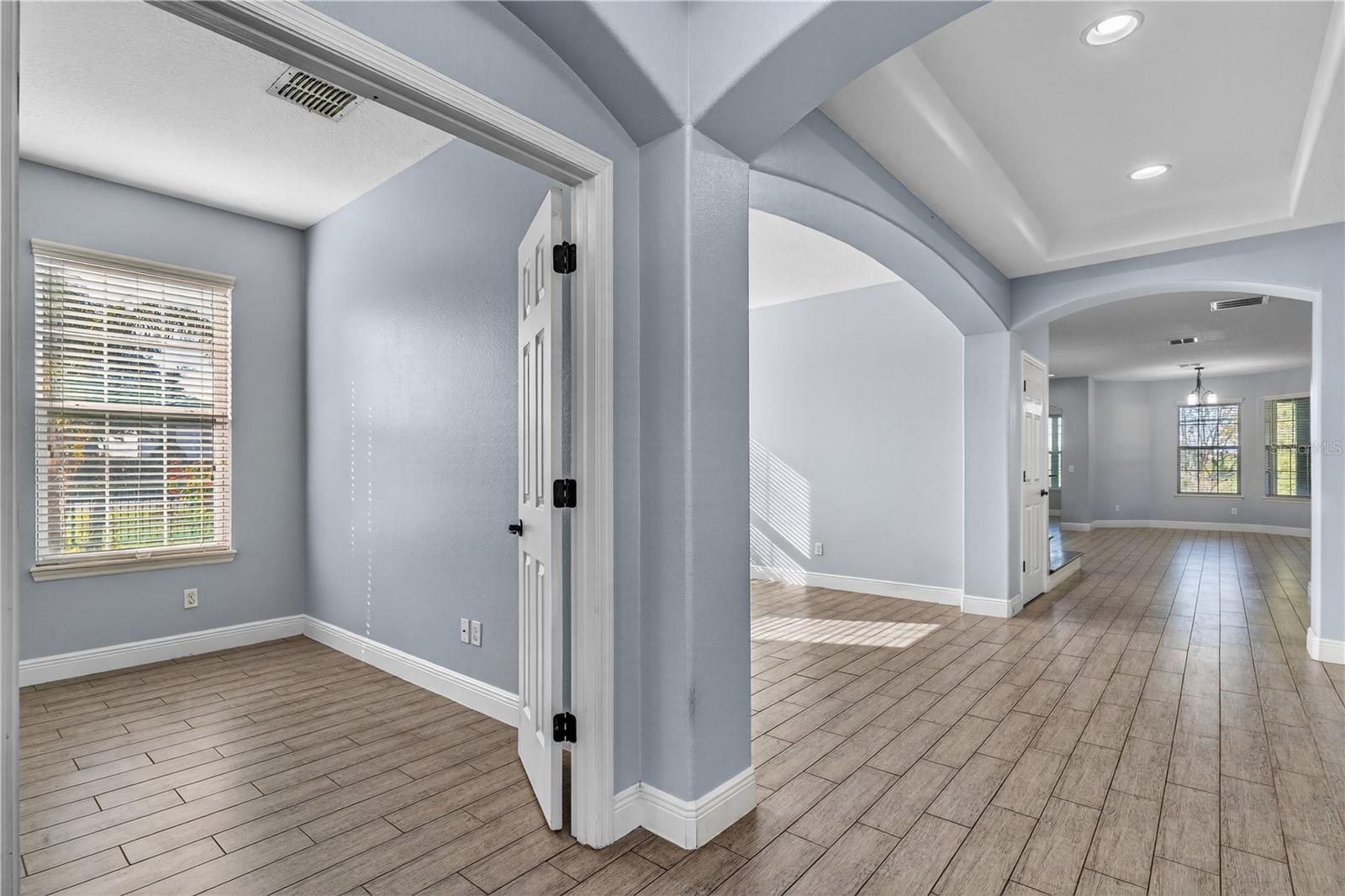 1204 LEXINGTON AVENUE