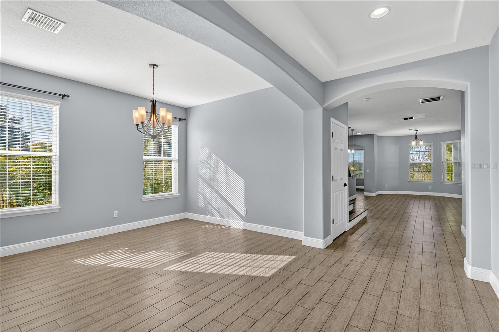 1204 LEXINGTON AVENUE