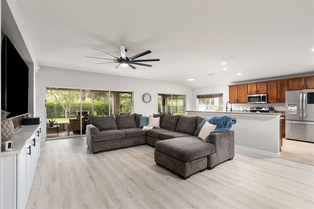 Photo of 4098 SW 47th Court, Ocala, FL 34474 (MLS # GC533029)