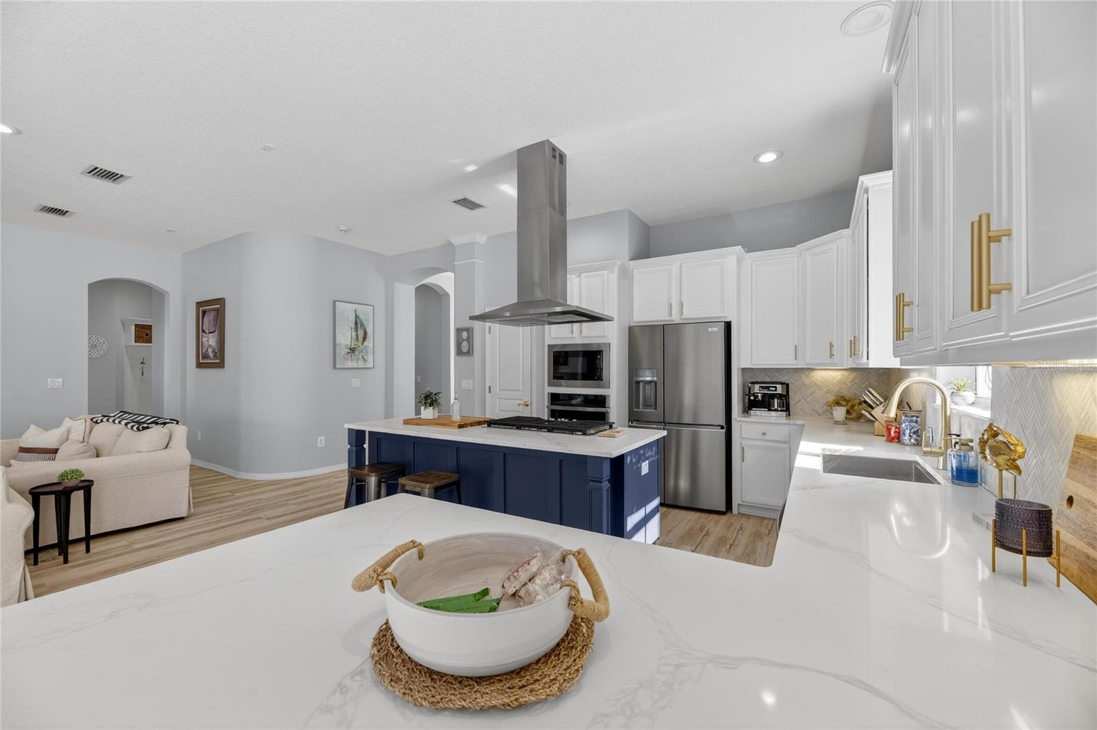 MIRABAY PH 3A-1 - Residential