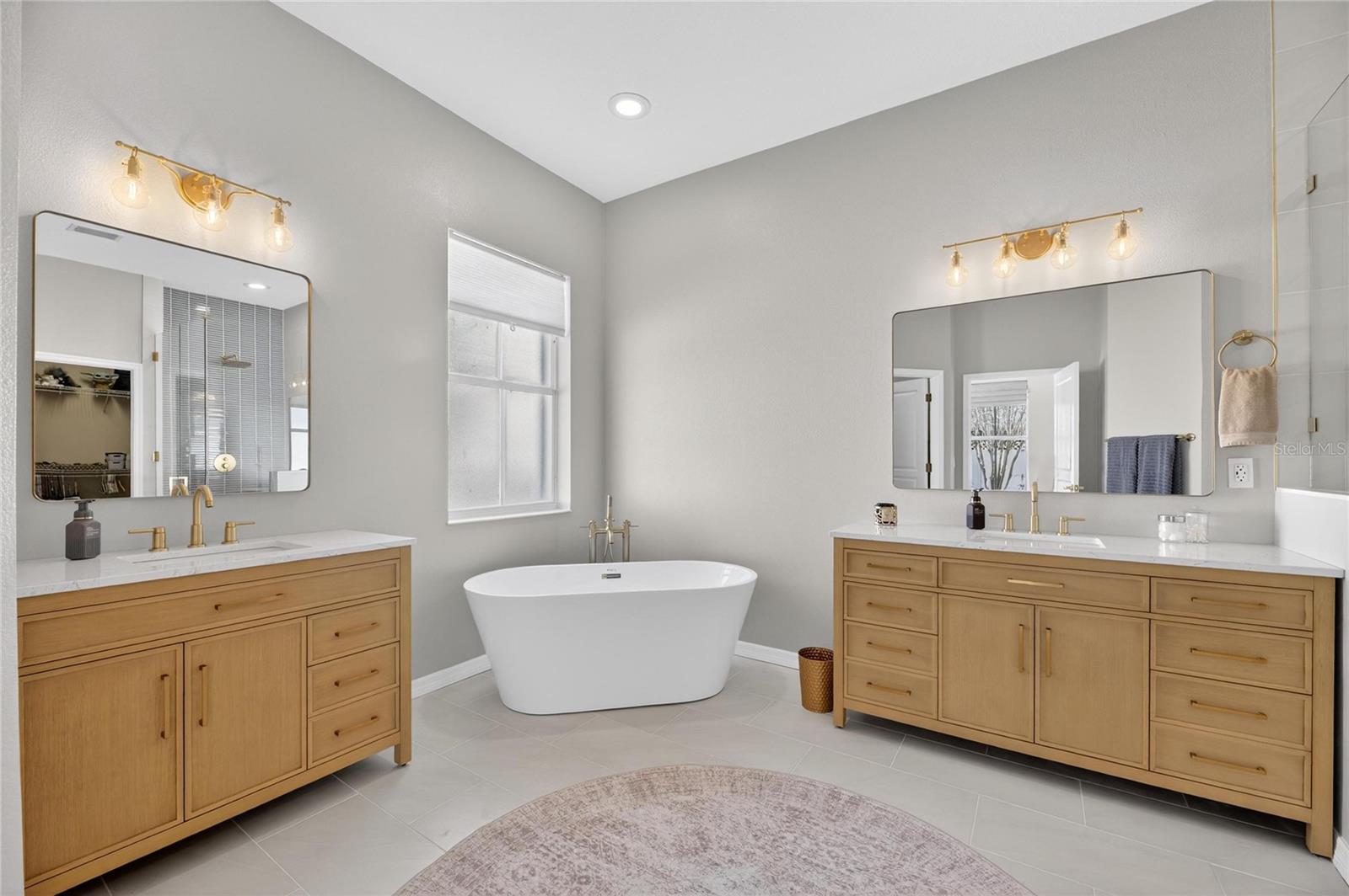 MIRABAY PH 3A-1 - Residential