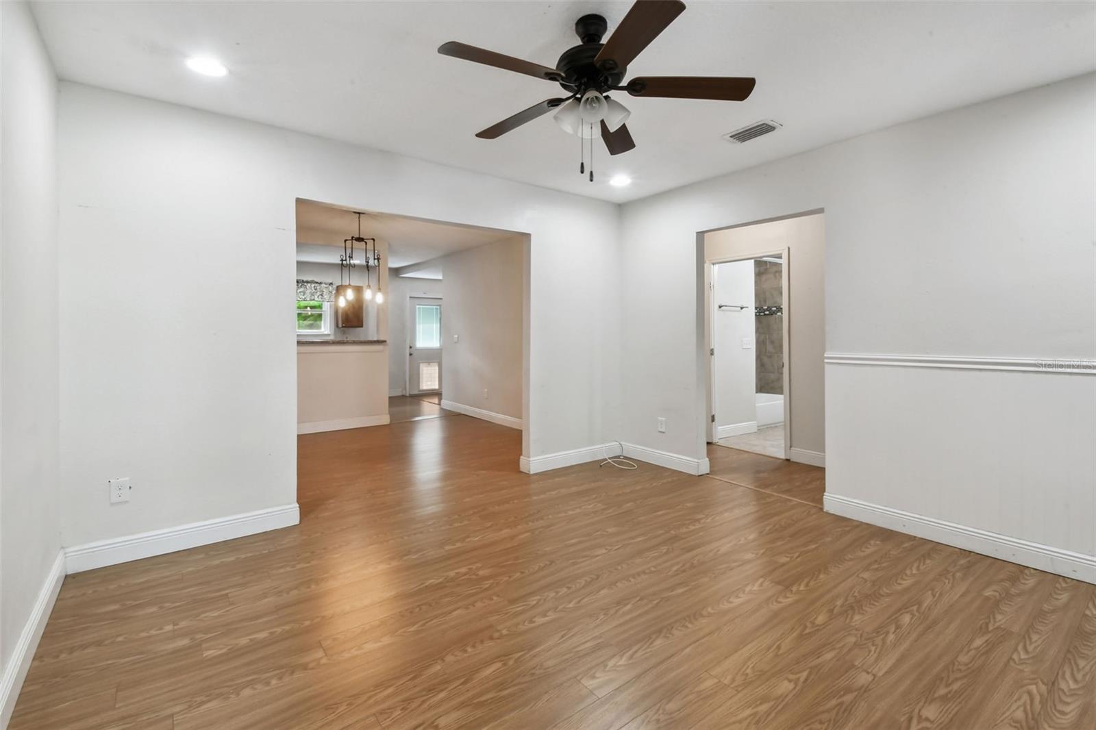 MOBLEYS SUB - Residential Lease