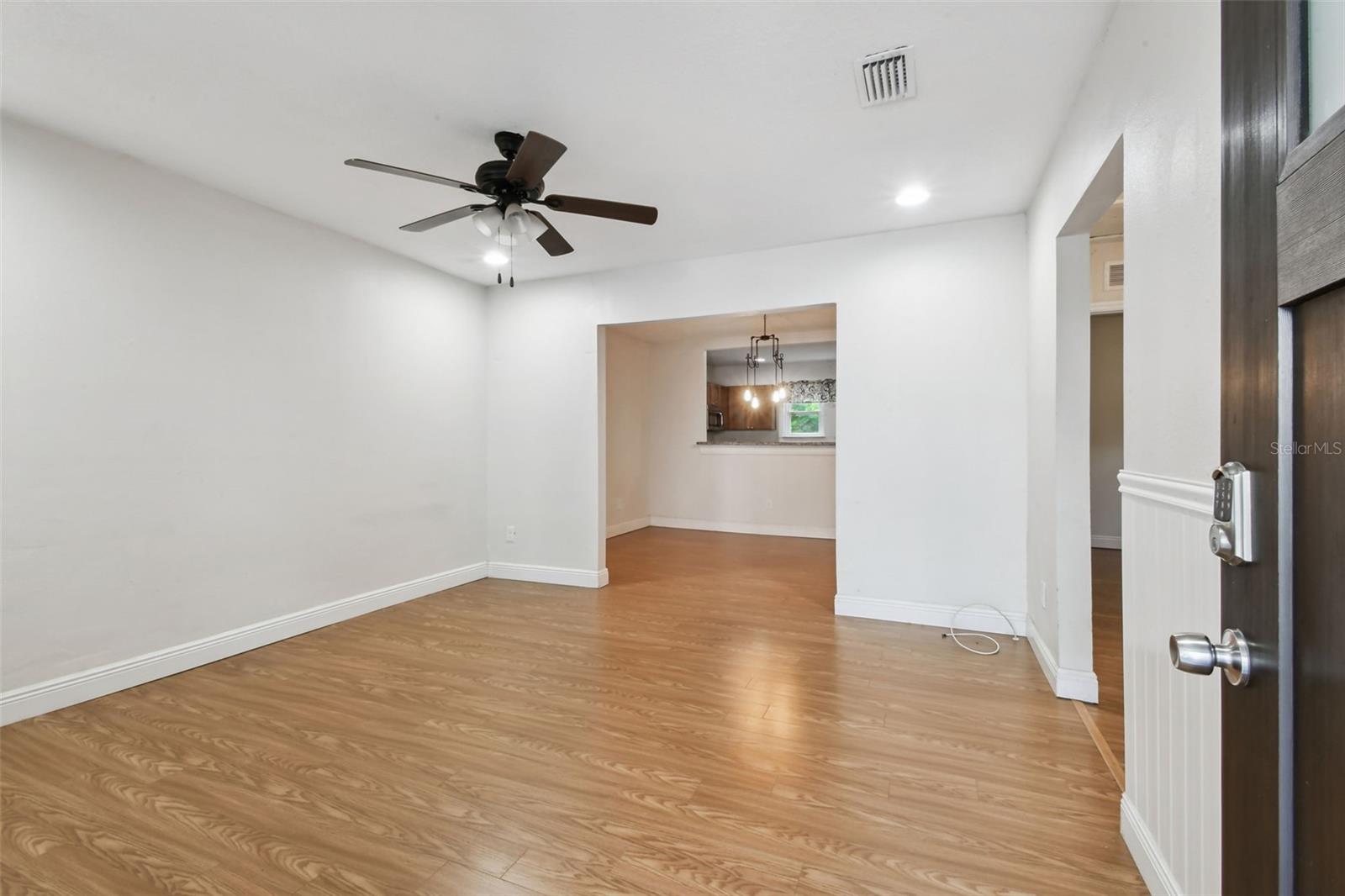 MOBLEYS SUB - Residential Lease