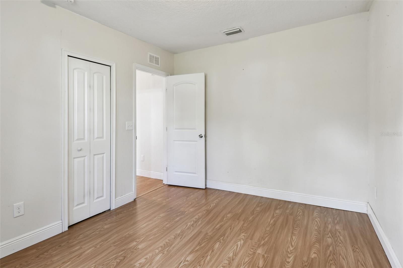 MOBLEYS SUB - Residential Lease