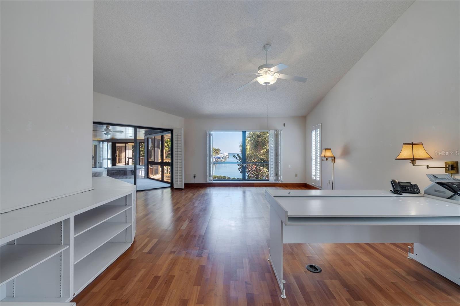 TIERRA VERDE UNIT 1 1ST REP - Residential