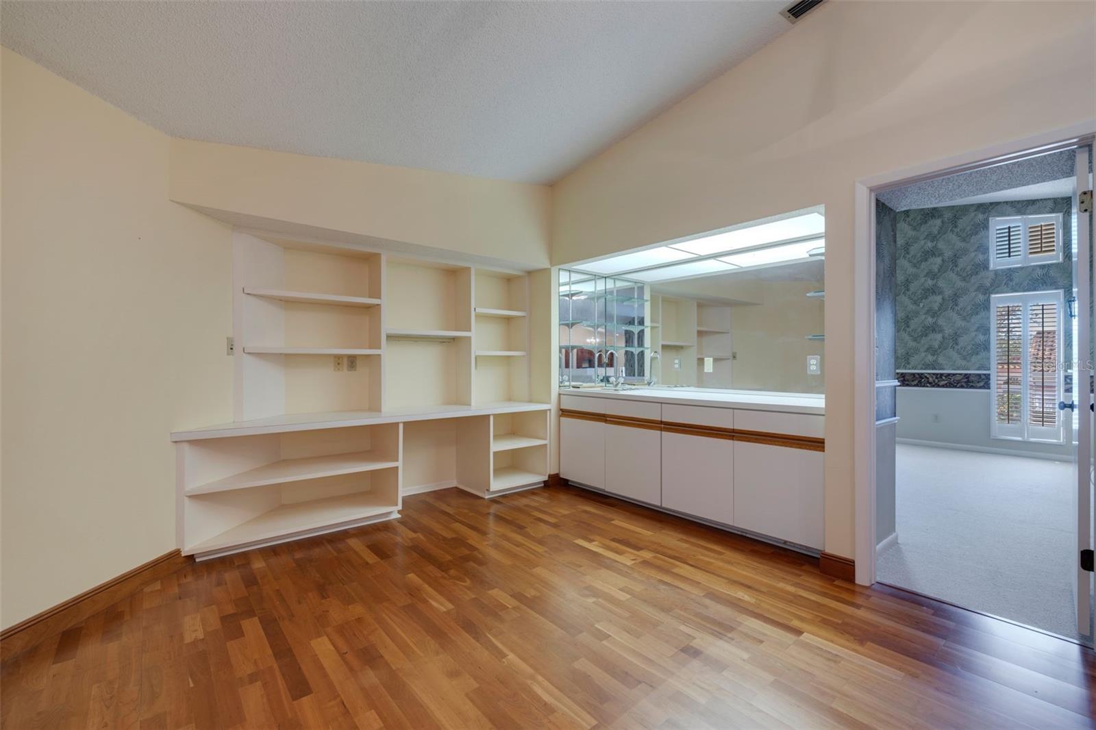 TIERRA VERDE UNIT 1 1ST REP - Residential