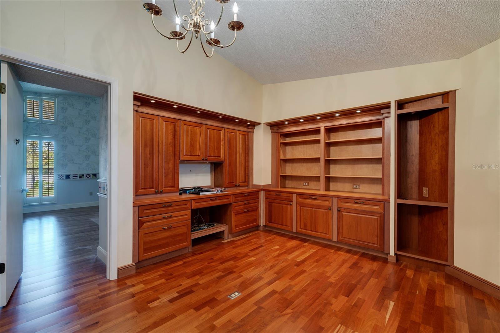 TIERRA VERDE UNIT 1 1ST REP - Residential