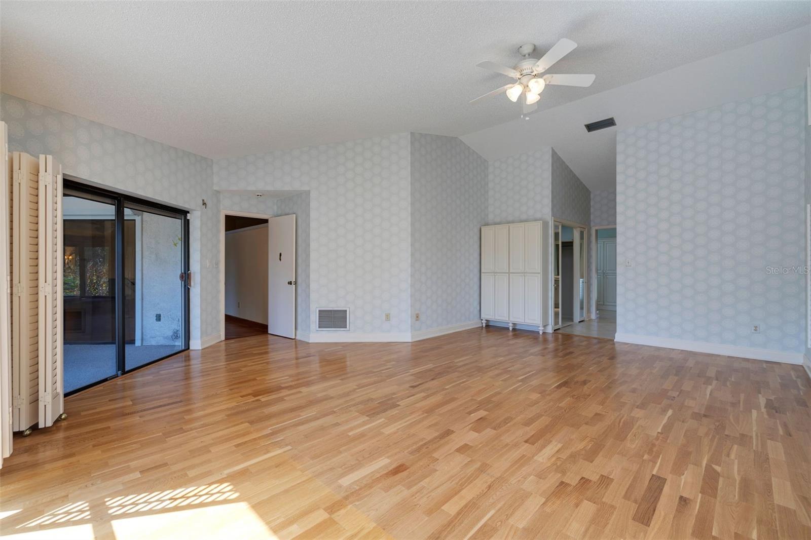 TIERRA VERDE UNIT 1 1ST REP - Residential