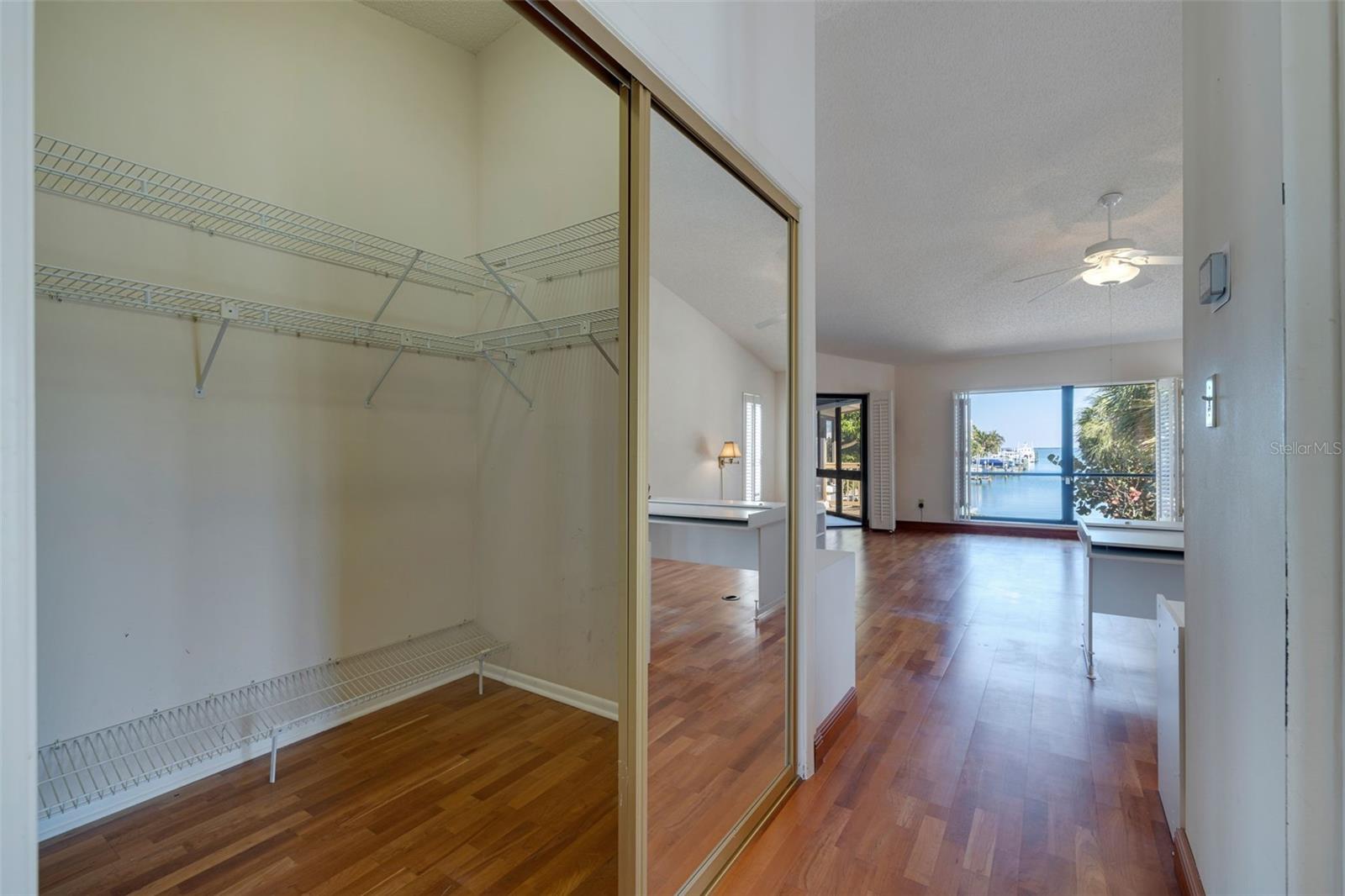 TIERRA VERDE UNIT 1 1ST REP - Residential