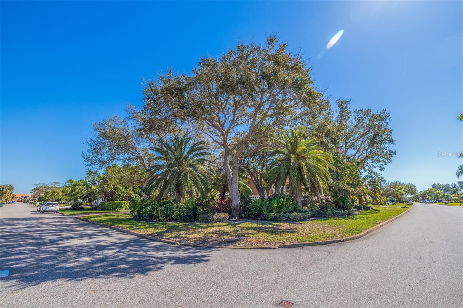 TIERRA VERDE UNIT 1 1ST REP - Residential