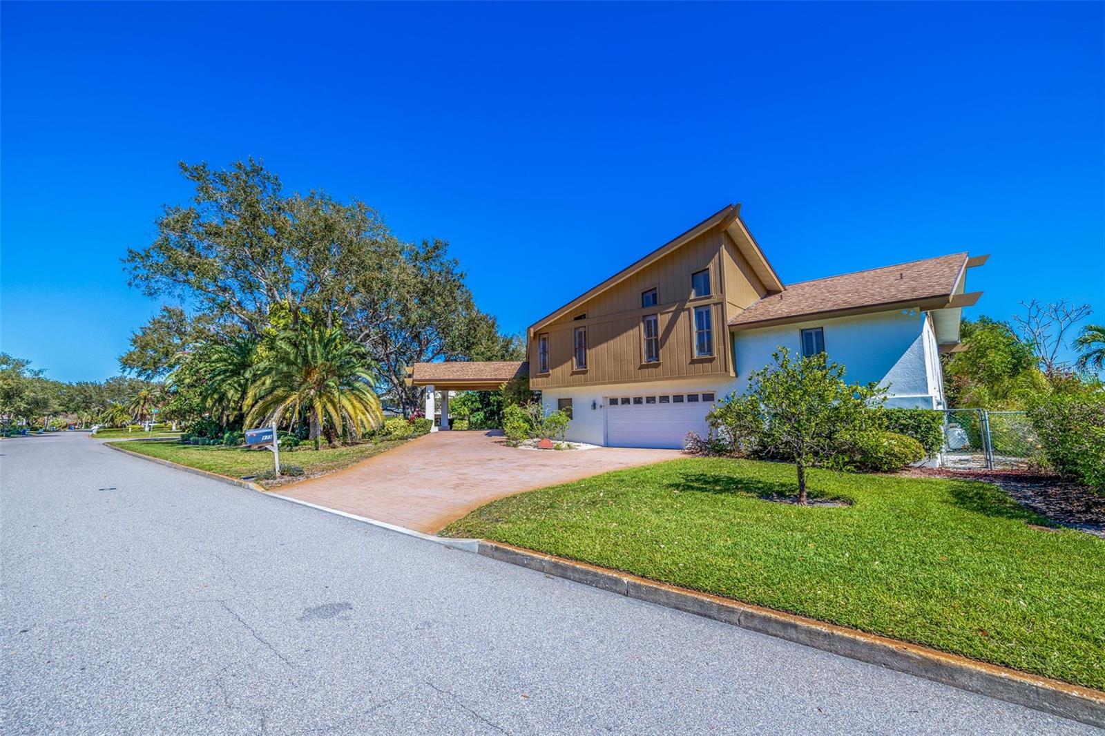 TIERRA VERDE UNIT 1 1ST REP - Residential