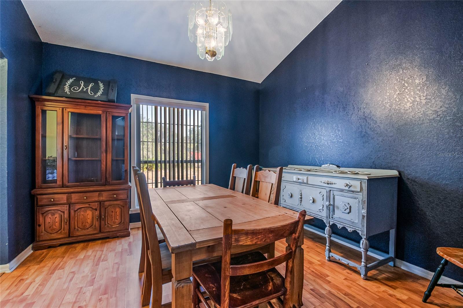 BEG NW COR OF U S GOVT LOT 1 RUN E 940 FT S 160 FT - Residential