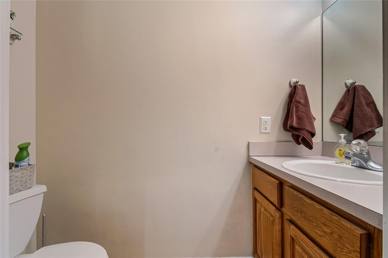 BEG NW COR OF U S GOVT LOT 1 RUN E 940 FT S 160 FT - Residential