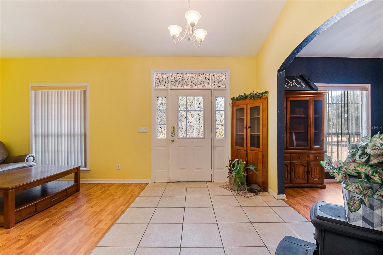 BEG NW COR OF U S GOVT LOT 1 RUN E 940 FT S 160 FT - Residential