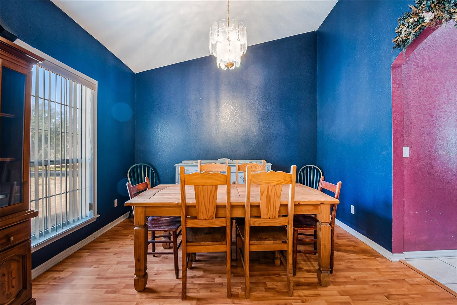 BEG NW COR OF U S GOVT LOT 1 RUN E 940 FT S 160 FT - Residential