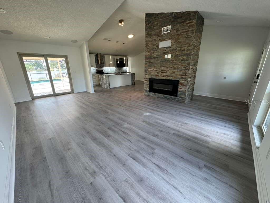 BAY PORT COLONY PH III UN 1 - Residential