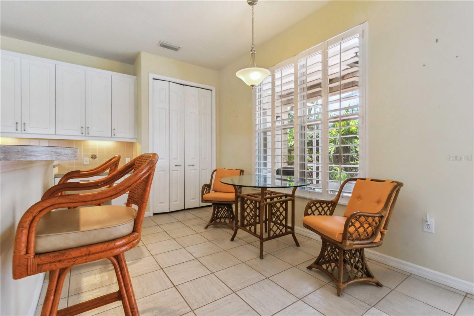 MISTY OAKS - Residential
