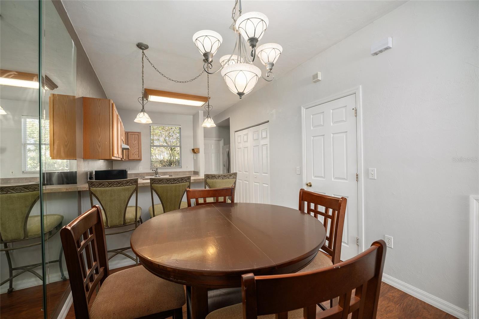 KENSINGTON PARK - Residential