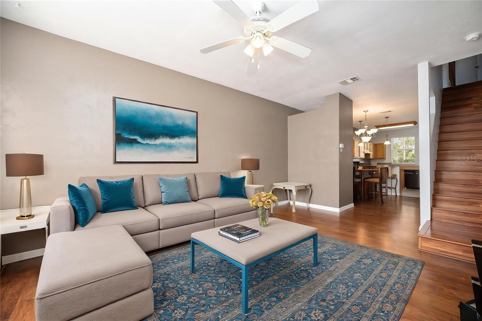 KENSINGTON PARK - Residential