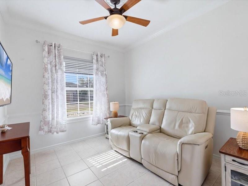 SUNCOAST LAKES - Residential