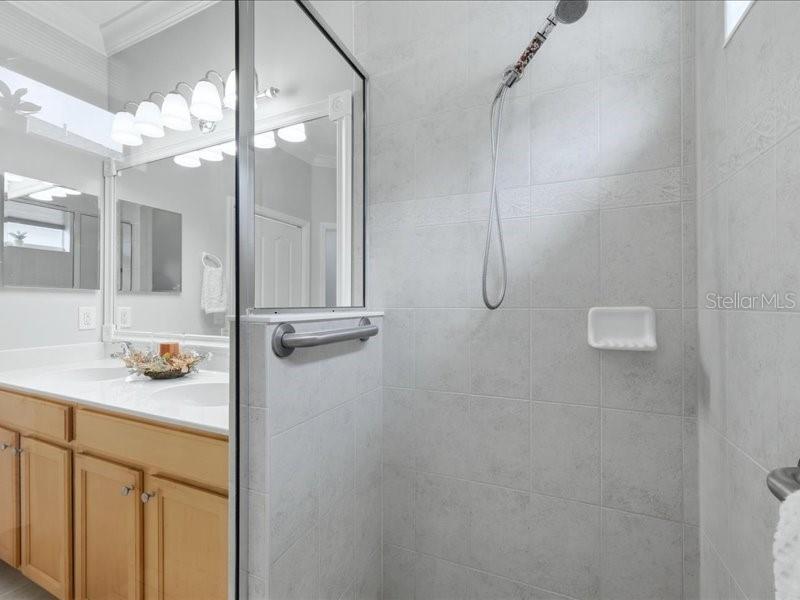 SUNCOAST LAKES - Residential