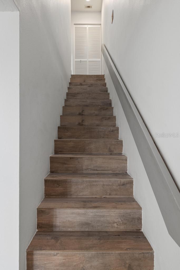 HUDSON OAKS - Residential