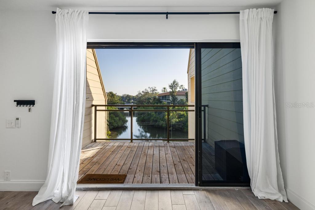 HUDSON OAKS - Residential