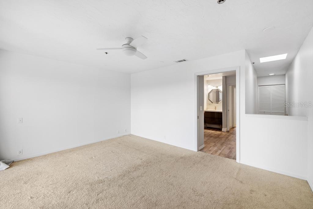 HUDSON OAKS - Residential