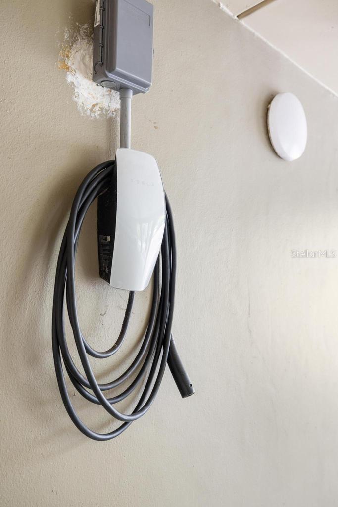 HUDSON OAKS - Residential