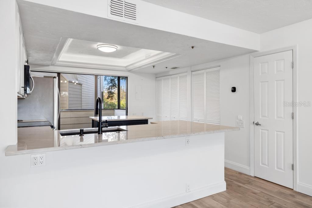 HUDSON OAKS - Residential