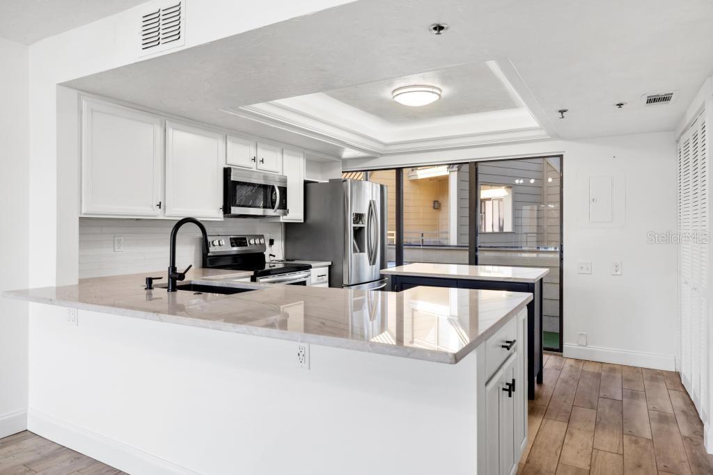 HUDSON OAKS - Residential