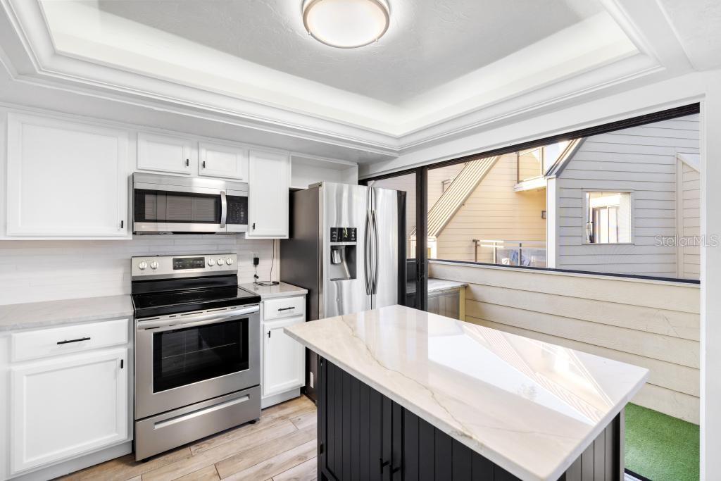 HUDSON OAKS - Residential