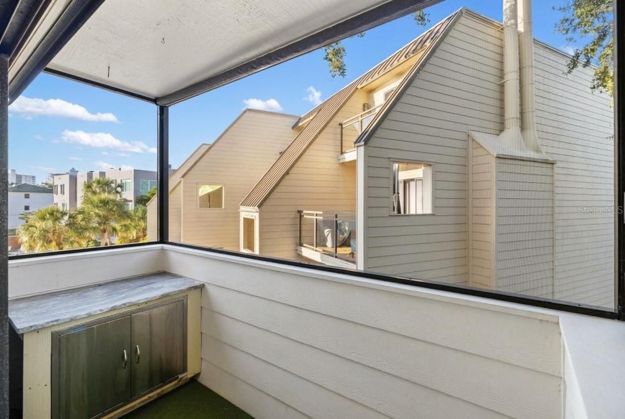 HUDSON OAKS - Residential