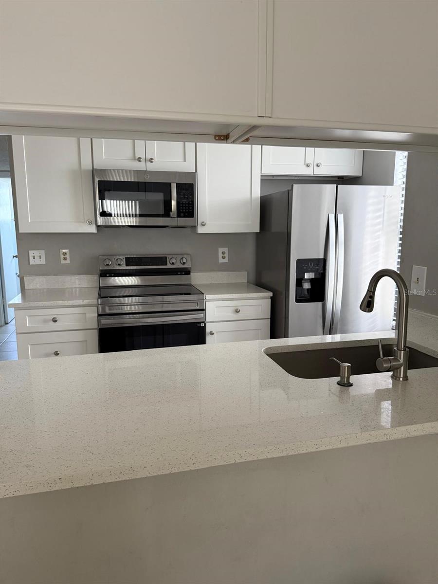 SHADOW BAY VILLAS - Residential