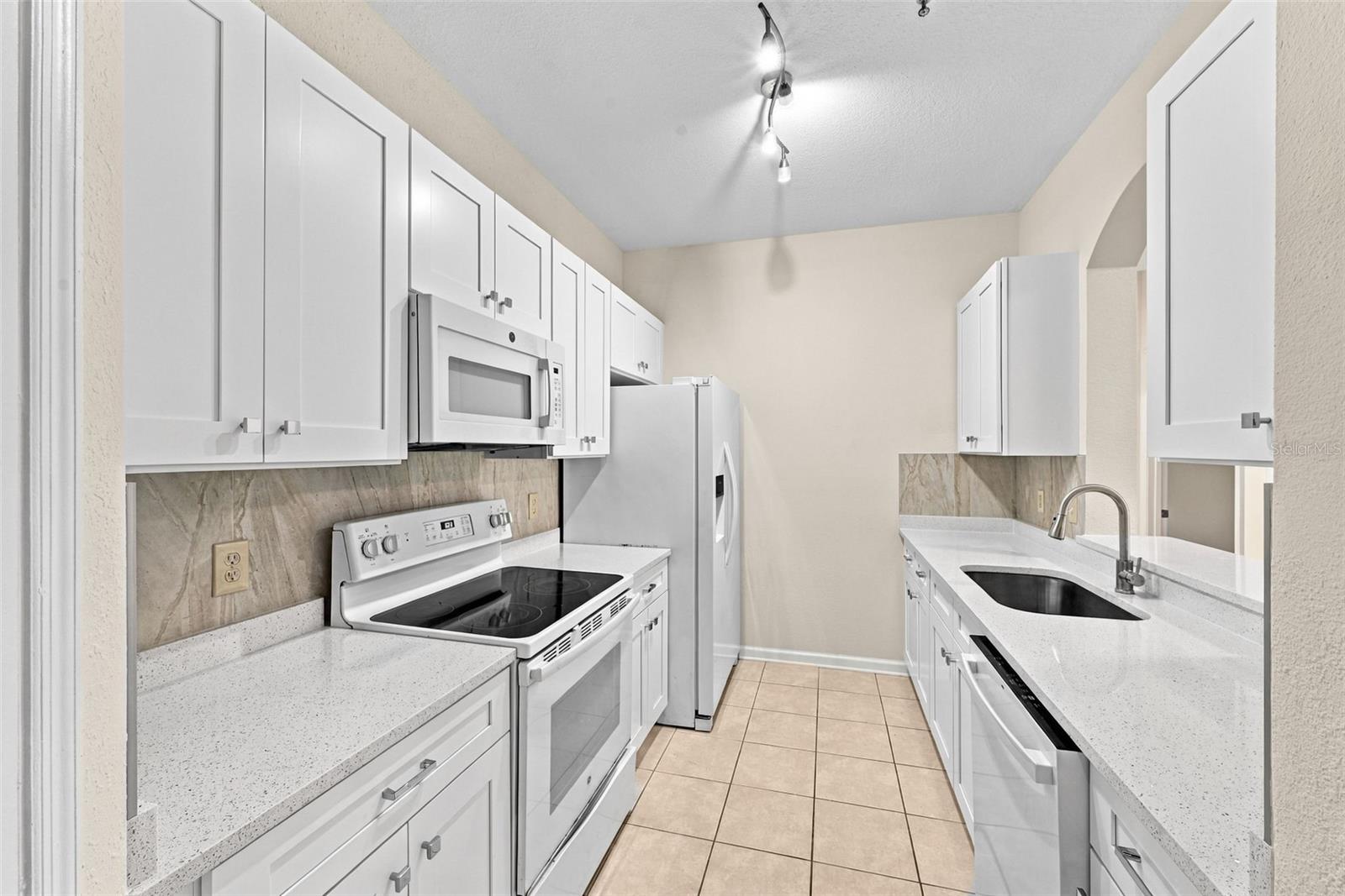 7135 YACHT BASIN AVENUE 211