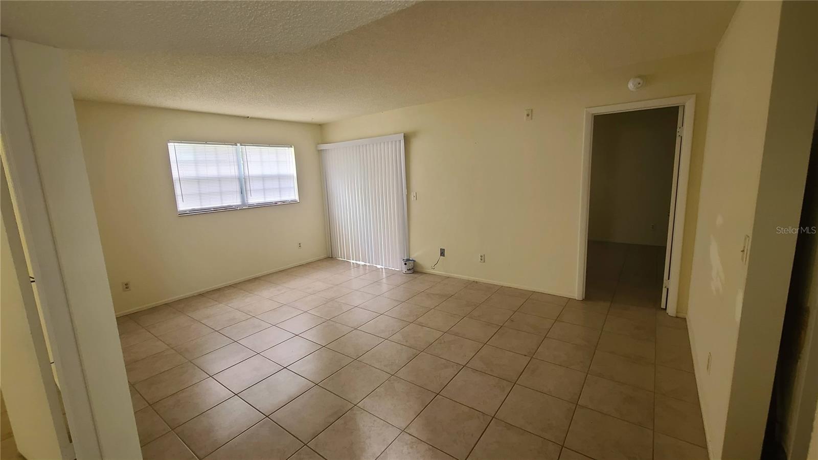 454 FAIRWAYS CIRCLE B102