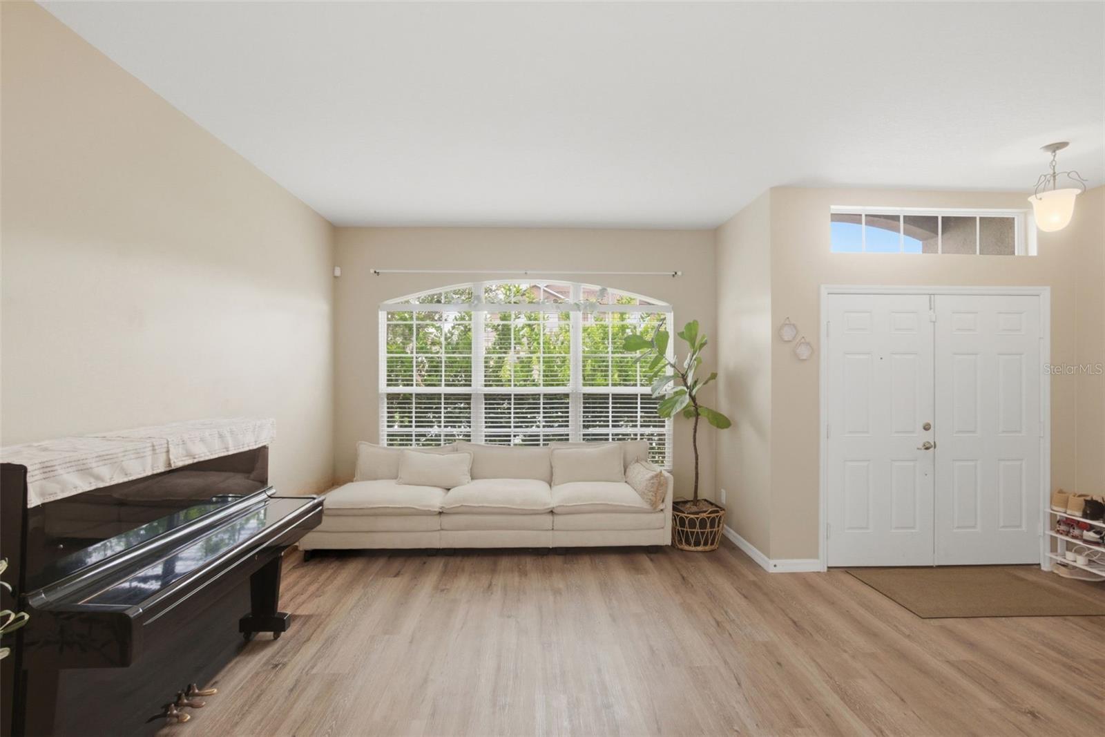 DEERFIELD PLACE A-G - Residential