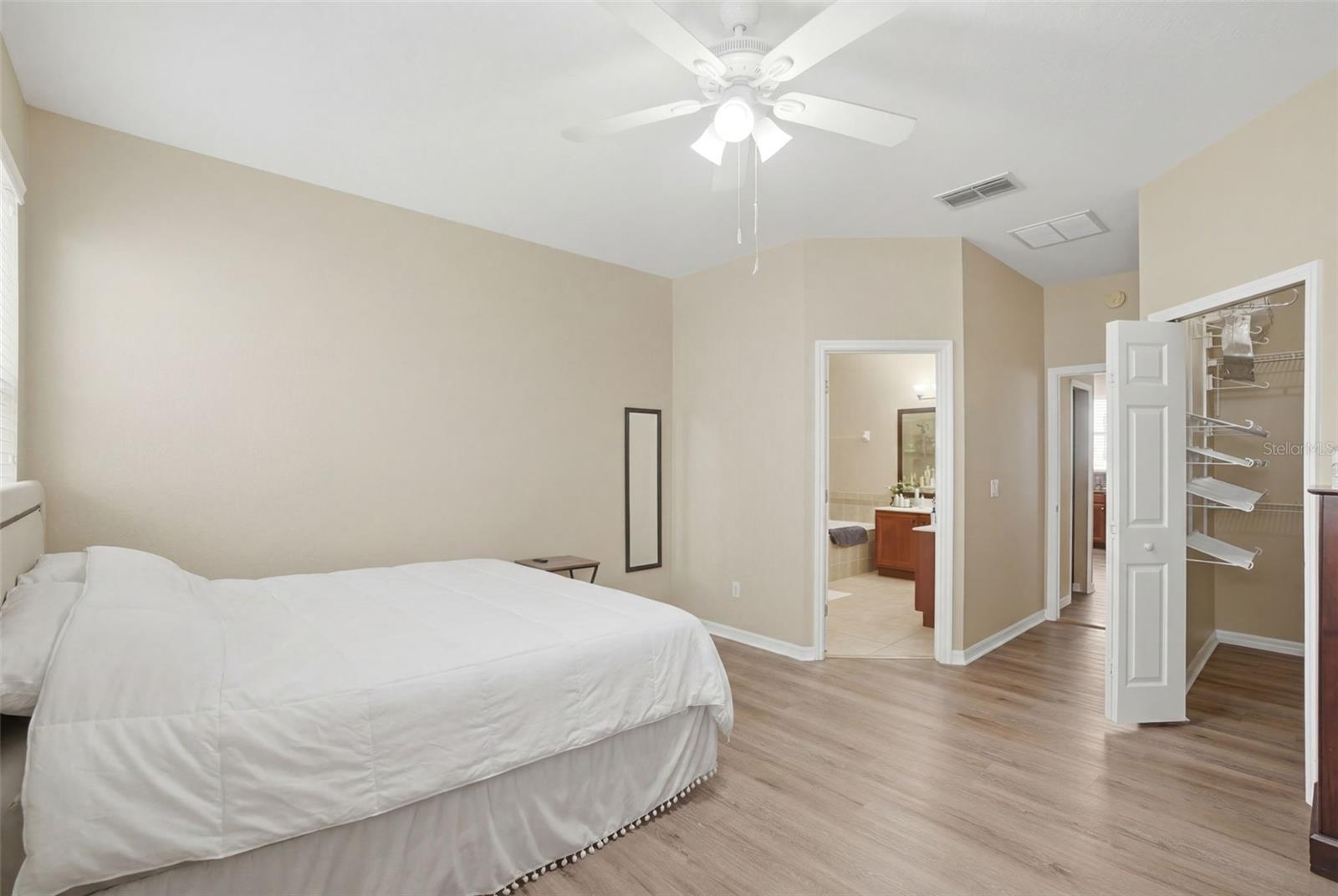 DEERFIELD PLACE A-G - Residential
