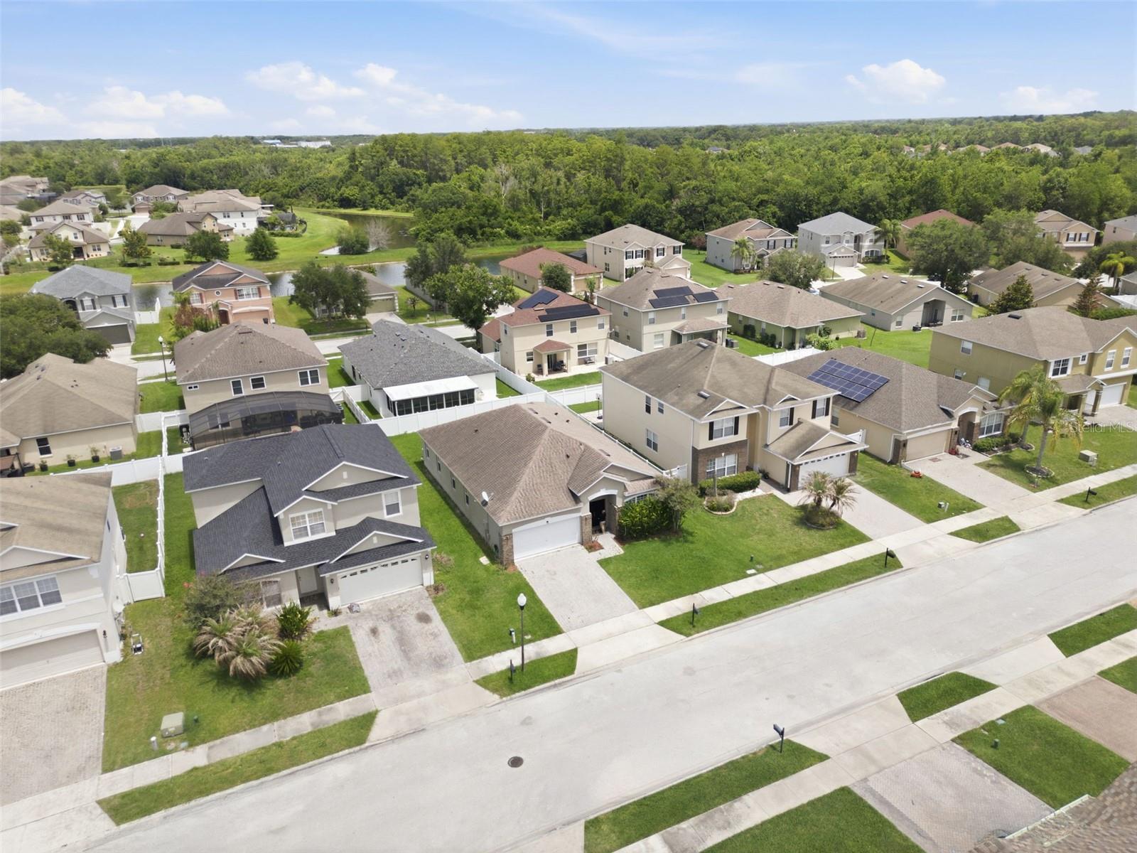 DEERFIELD PLACE A-G - Residential