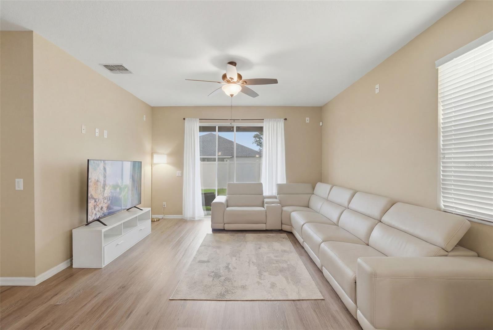 DEERFIELD PLACE A-G - Residential