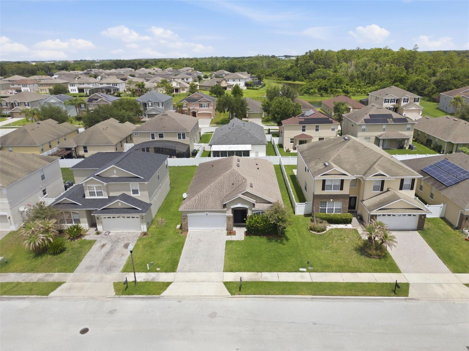 DEERFIELD PLACE A-G - Residential