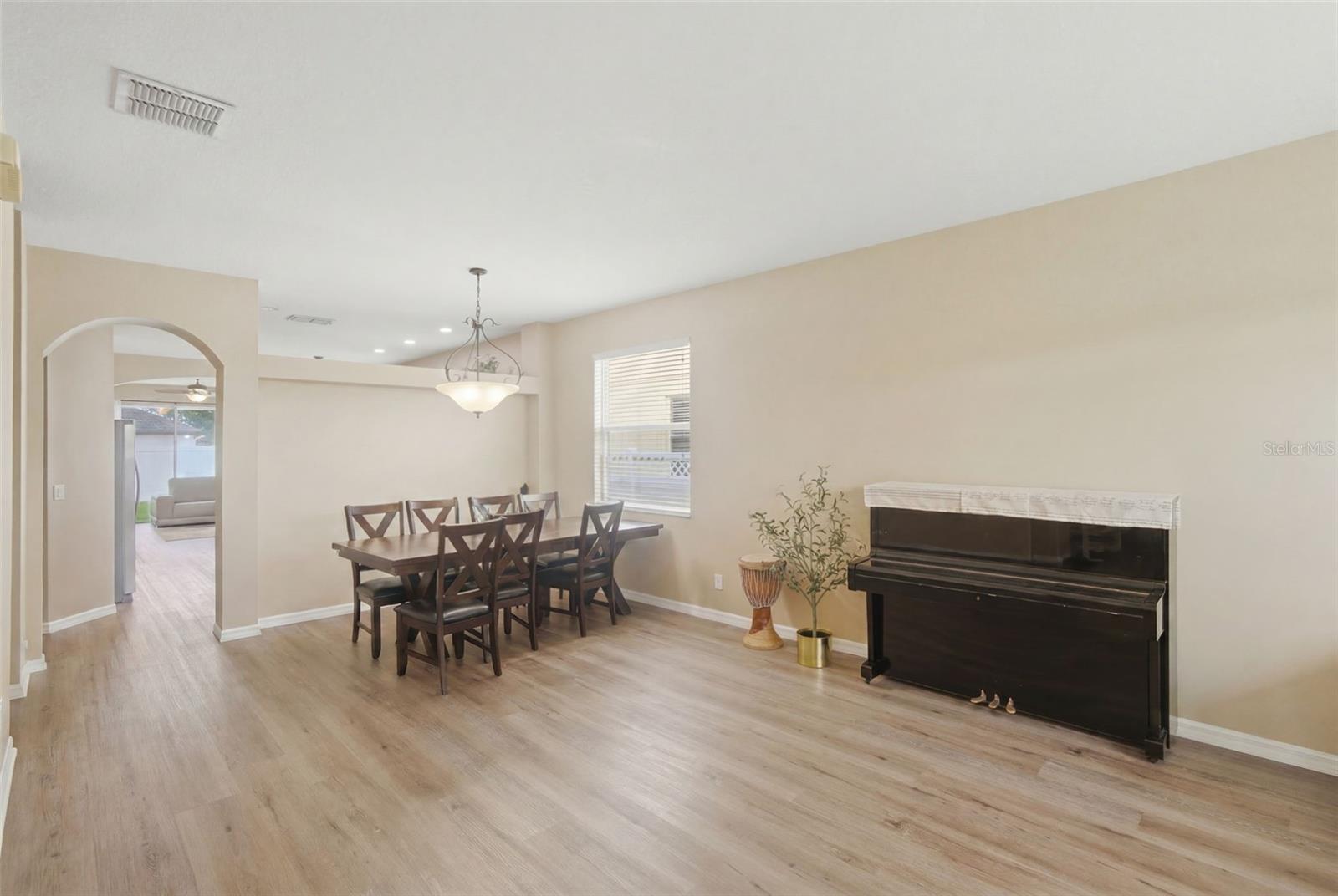 DEERFIELD PLACE A-G - Residential