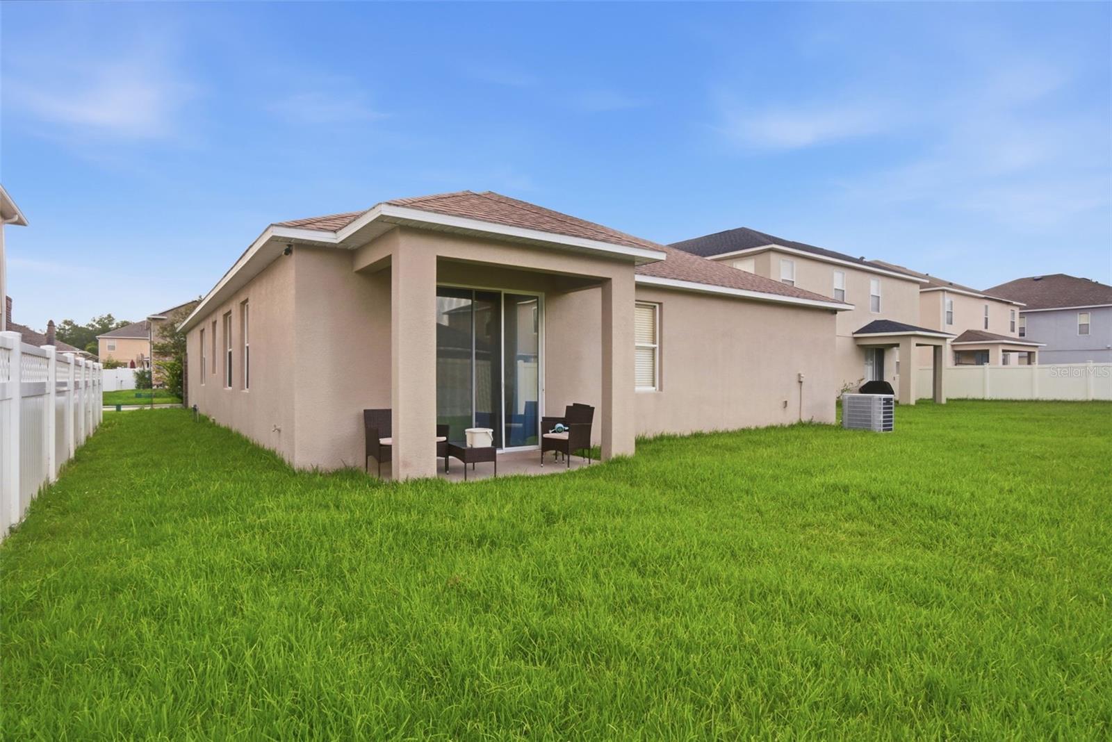 DEERFIELD PLACE A-G - Residential