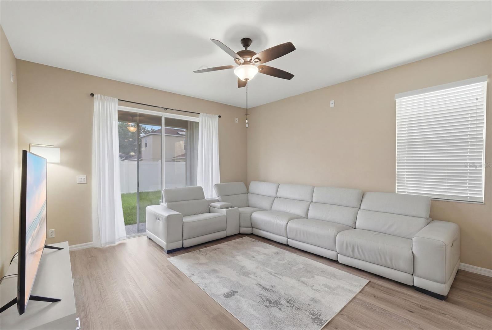 DEERFIELD PLACE A-G - Residential