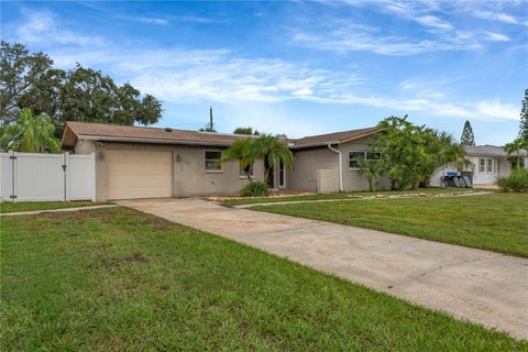 Photo of 6320 Fairway Boulevard, Apollo Beach, FL 33572 (MLS # TB8555064)