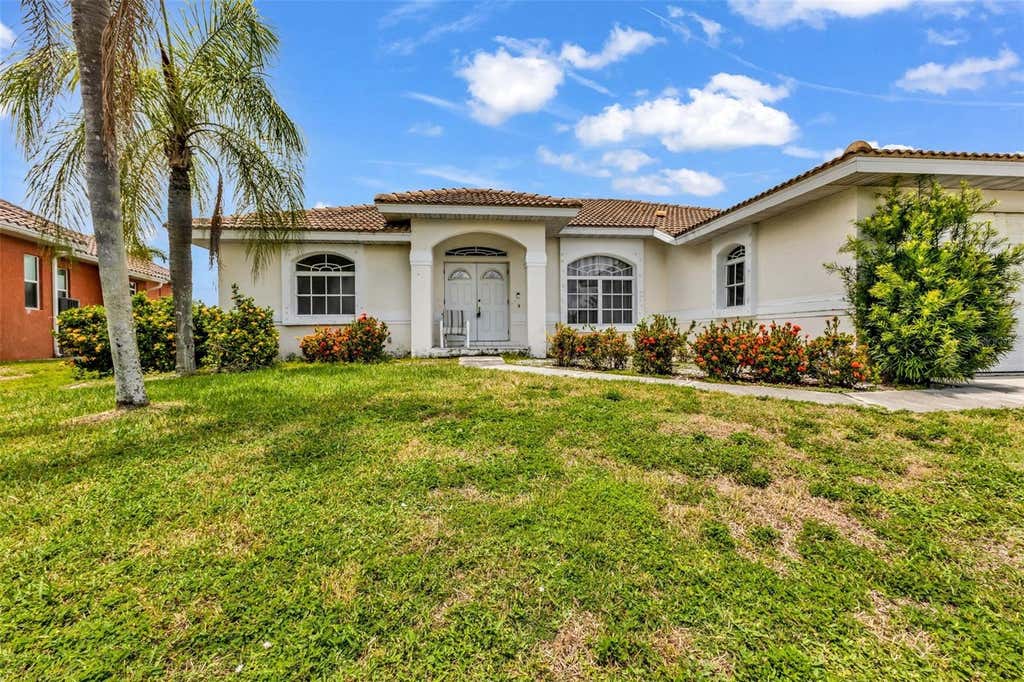 Photo of 1352 Pine Siskin Drive, Punta Gorda, FL 33950 (MLS # C7529791)