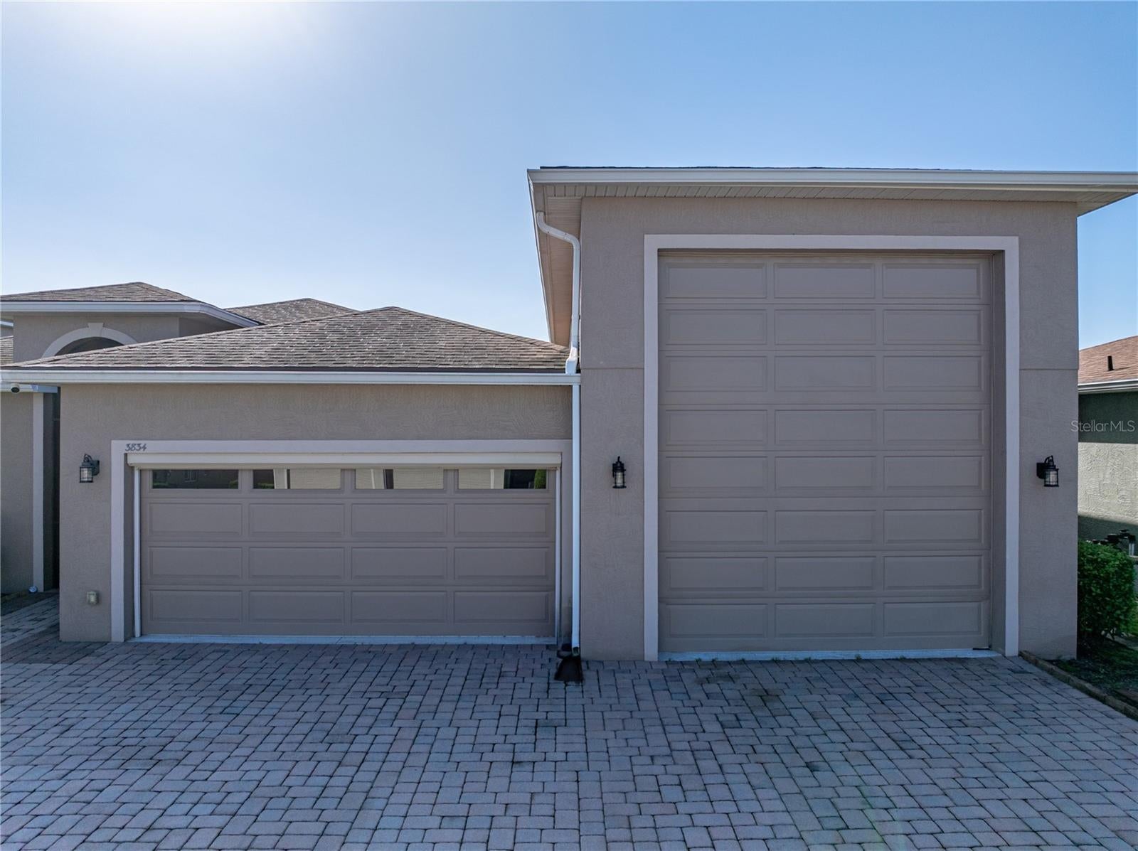 3834 LITCHFIELD LOOP