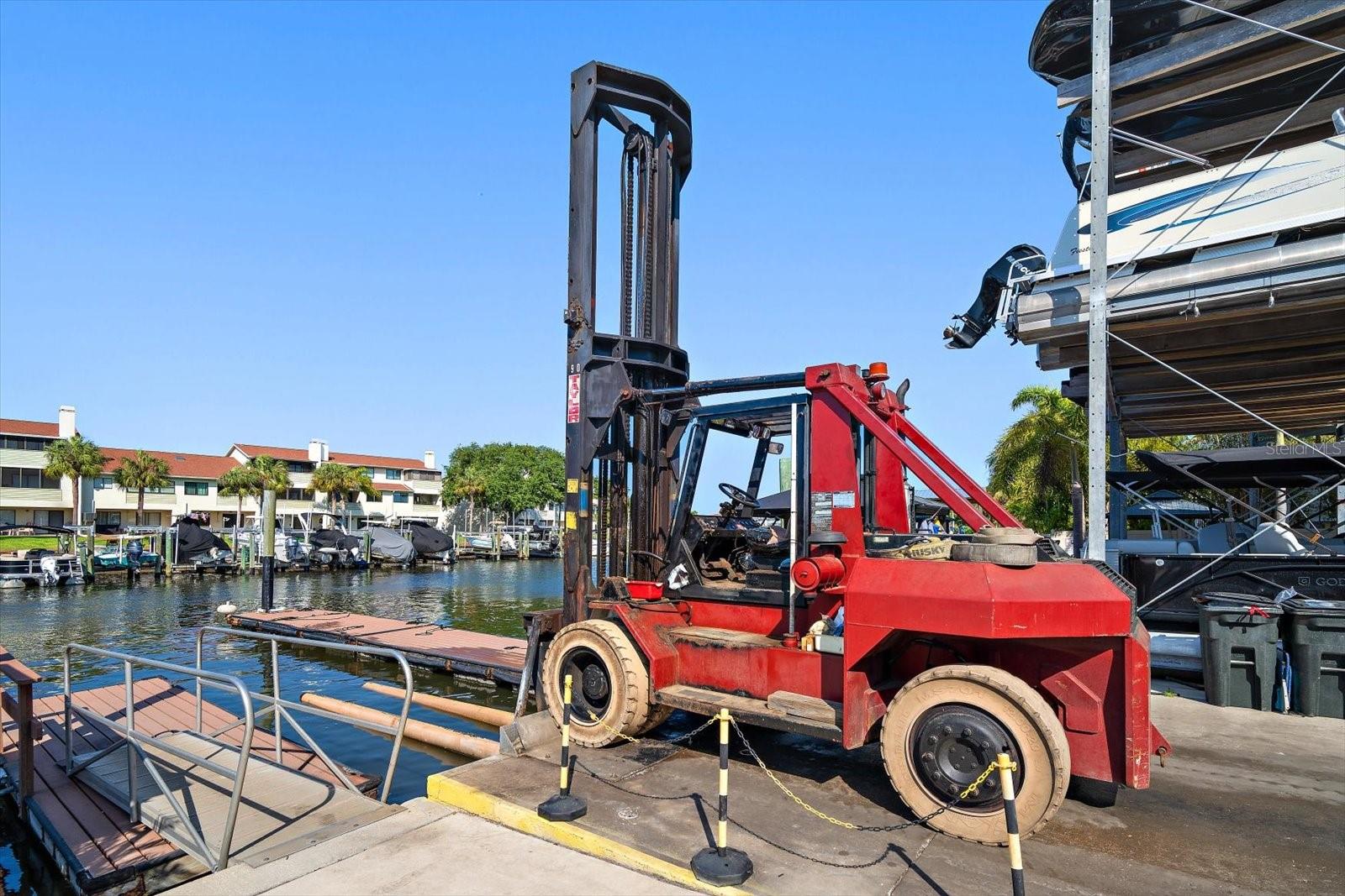 BAYWOOD SHORES - Commercial Sale